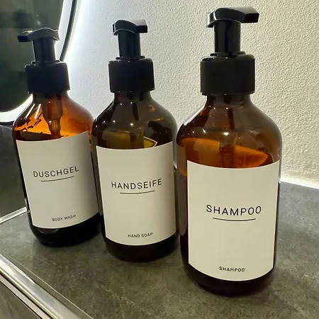 Schoenes Zwei-zimmer-apartment In Der Bremer *