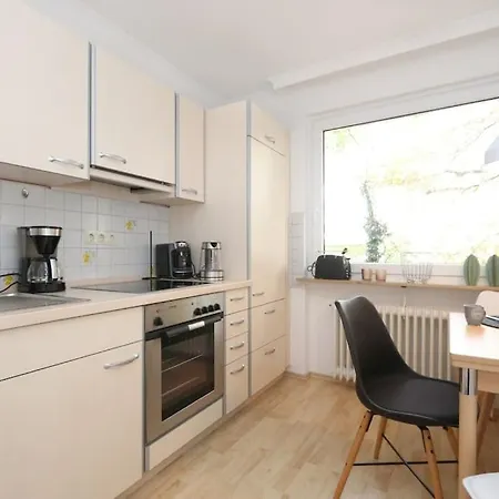 Апартаменти Schoenes Zwei-zimmer-apartment In Der Bremer