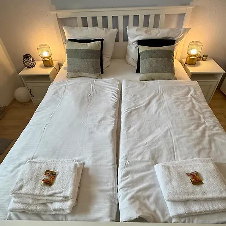 Schoenes Zwei-zimmer-apartment In Der Bremer Apartmán *