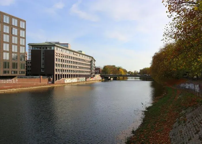 Schoenes Zwei-zimmer-apartment In Der Bremer